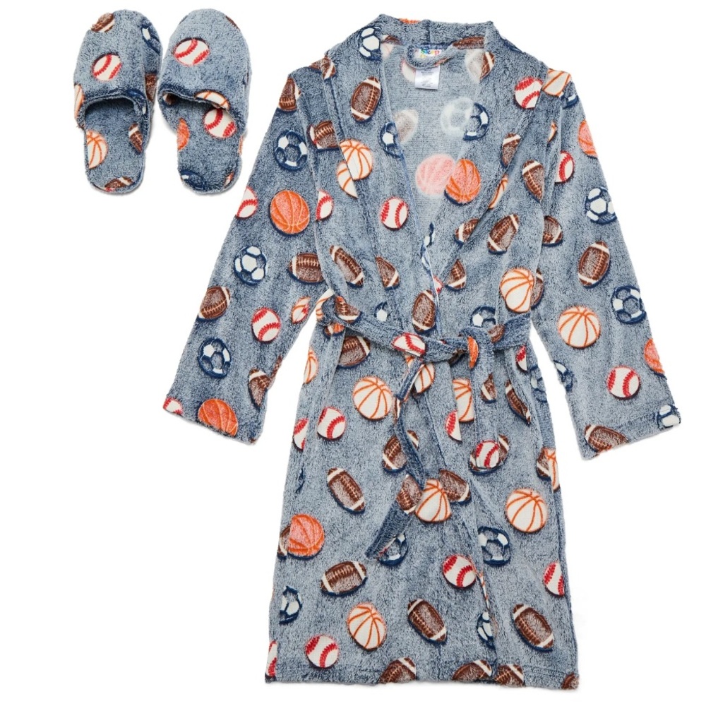 BRAND NEW Sleep On It Boys Robe with Slippers Size S (6/7)